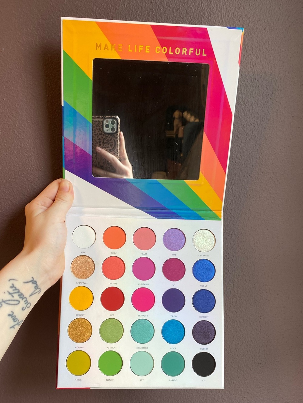 Morphe 2019 Pride Makeup Palette. 25L Live in Color - Picture 2 of 6